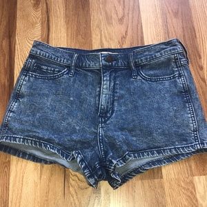 Holliater Jean shorts
